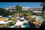 Omlette Cook: Elysium Hotel Cyprus